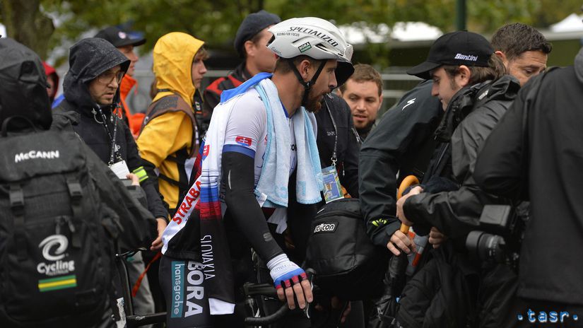  Peter Sagan v cieli pretekov s hromadným...