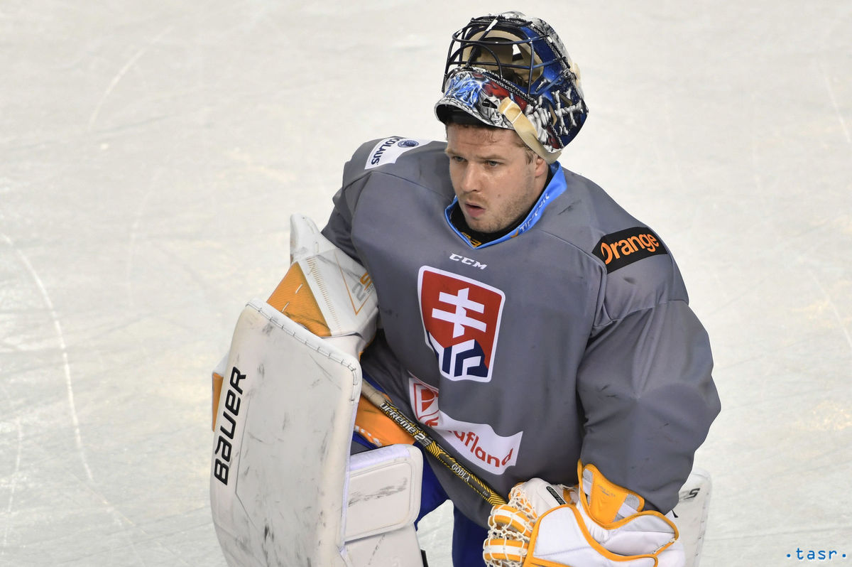 Denis Godla.