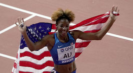 Dlhé štafety ovládli Američania, v oštepe zlato prekvapujúco do Grenady