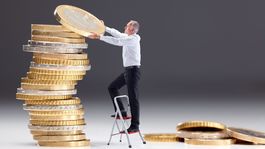 Krátenie minimálneho dôchodku pre ľudí v 2. pilieri je protiústavné