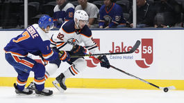 Je z neho zlatý rytier. Jurčo sa upísal Vegas