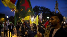 Kurdi v Paríži varovali pred možnými dôsledkami operácie tureckej armády