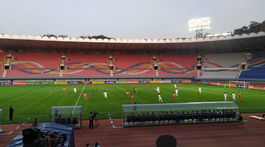 Bez divákov, prenosu i gólov. Znepriatelené Kórey odohrali historický zápas