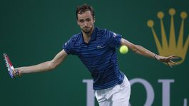 Dlháň bez svalov mieri na tenisový trón. Žena mu verila viac ako on sám 