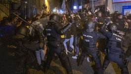 Po potýčkach so španielskou políciou zadržali v Katalánsku 30 demonštrantov