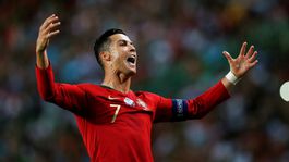 Moderný futbal. Ronaldo zarobí na Instagrame viac ako na ihrisku