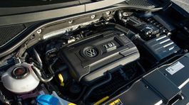 Volkswagen-T-Roc R-2020-1024-df