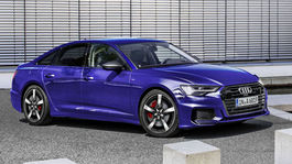 Audi A6 55 TFSI e quattro: Výkon 270 kW a 53 km len na batérie