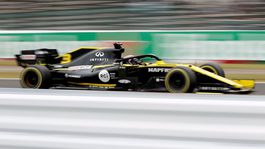 Úder pre Renault. Jeho pretekárov diskvalifikovali z Veľkej ceny Japonska