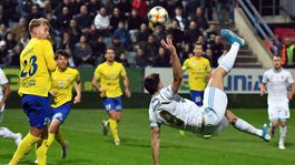 Šporar zariadil víťazstvo Slovana. Žilina zostala na dostrel 