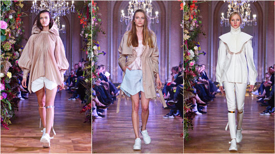 Modelky na prehliadke slovenského dizajnéra...