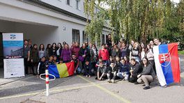 Angličtina je u stredoškolákov obľúbená, pomáha im v mnohých projektoch