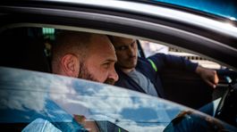 Potrebuje sa Jojka zbaviť kriminálky Za sklom? Opäť čachruje s vysielaním