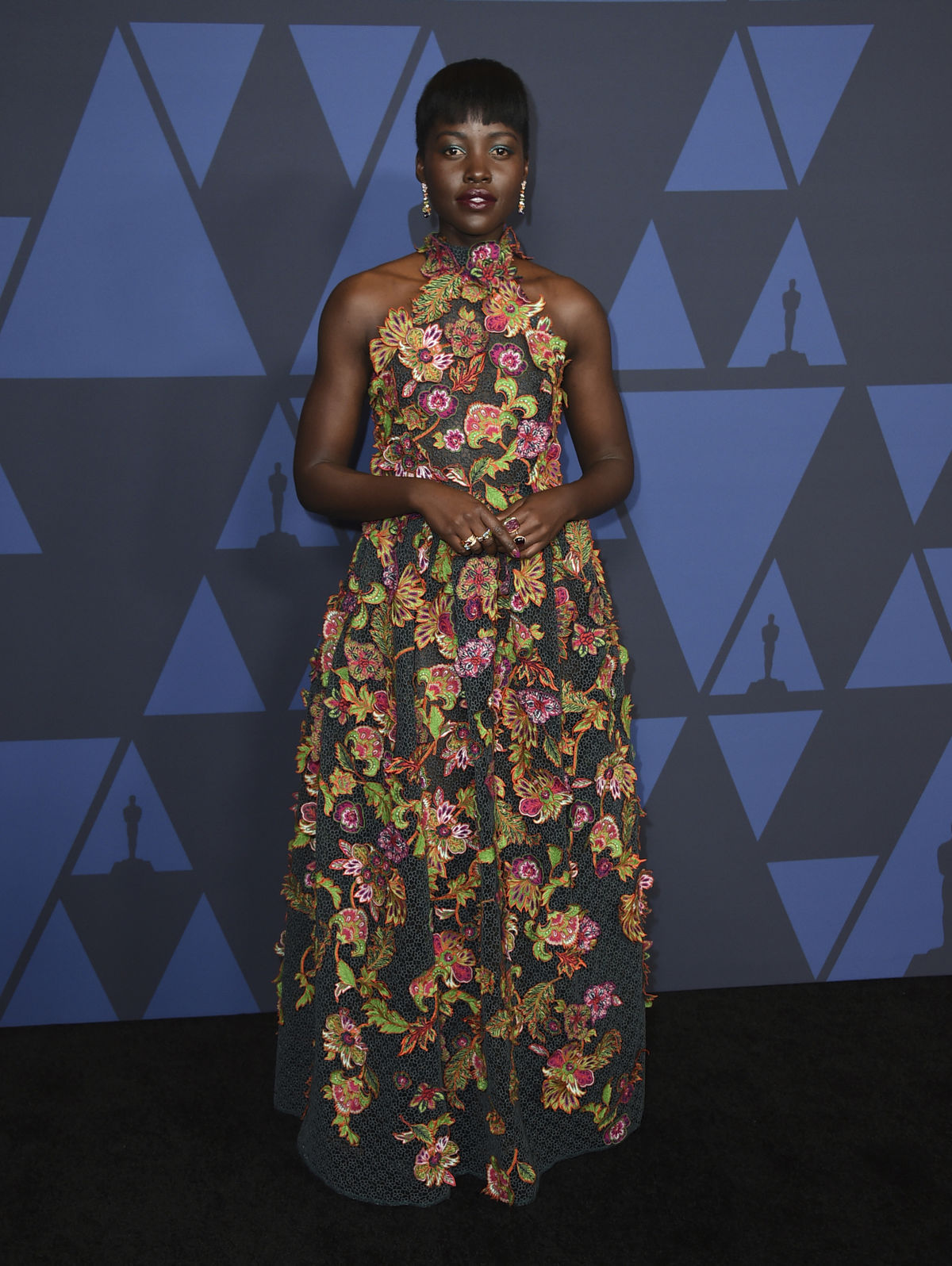Herečka Lupita Nyong'o v kreácii Givenchy.