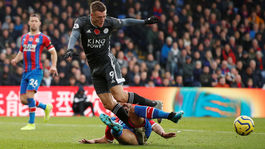 Tottenham stratil víťazstvo v nadstavenom čase, Leicester potvrdil formu
