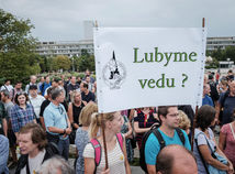 protest SAV bratislava veda