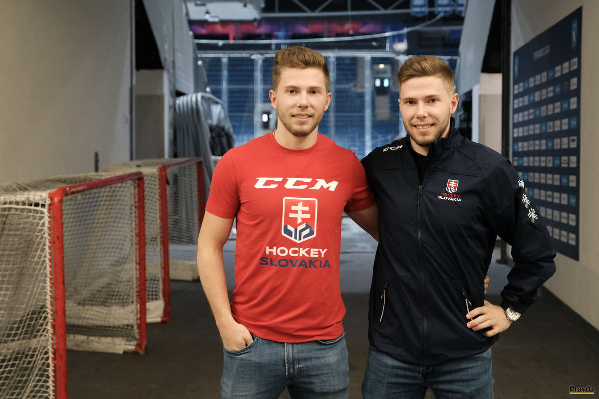 Dvojičky Jakub a Matúš Sukeľovci na pondelkovom...