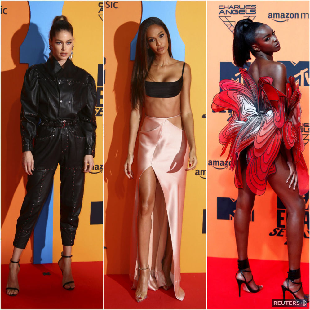 Zľava: Topmodelky Doutzen Kroes, Joan Smalls a...