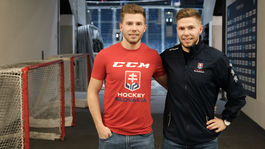 Vyzeráme rovnako, hráme podobne. Na ľade sme iba spoluhráči