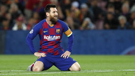 Do hry vstupuje otec. Udrží Messiho v Barcelone?