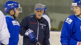 Ramsay začína skúšať. Priestor dostávajú mladíci