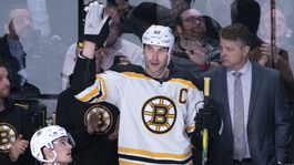 Chára odohral tisíci zápas za Boston. Oslava hokeja so smutným koncom 