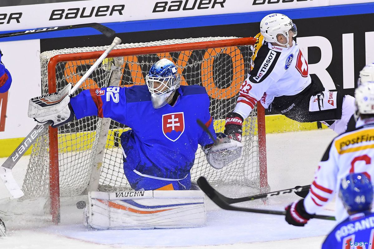 Andrej Košarišťan a strelec druhého...