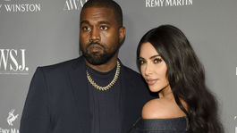 Raper Kanye West  jeho manželka Kim Kardashian West.