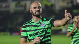 Zelený klub. Dresy má z bambusu a bufet bez mäsa