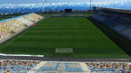 Chorváti sa prerátali. Na tomto mini štadióne privítajú Slovákov