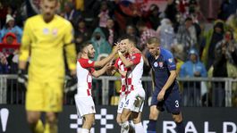 Zúrivý druhý polčas, veľká šou na malej scéne