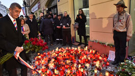 Na výročie revolúcie dostal Babiš zamatové ultimátum