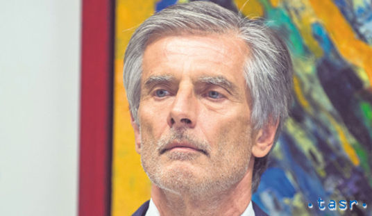 Peter Weiss, zakladateľ SDĽ a veľvyslanec SR v ČR.