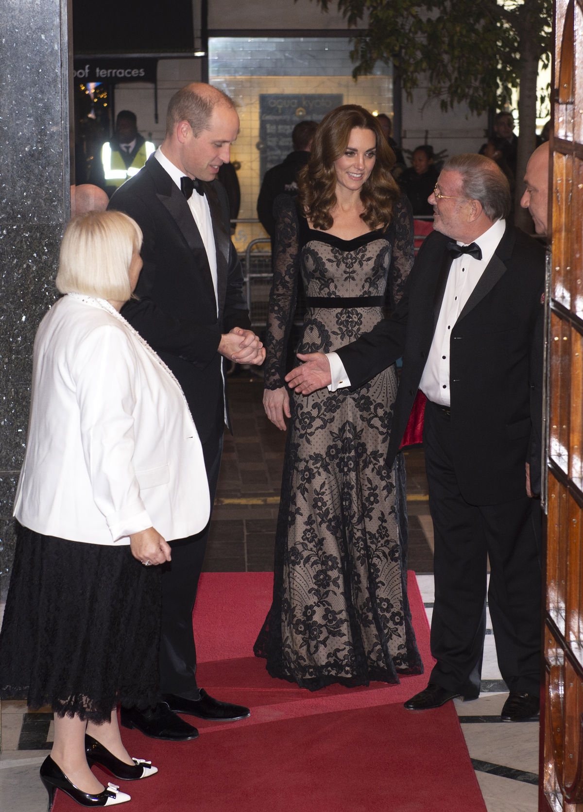 Vojvodkyňa Kate z Cambridge s princom Williamom...