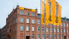 Elektromobily berú ľuďom prácu už dnes. Čo bude o 10 rokov?