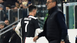 Zranenie či spor so Sarrim? Ronaldo cez víkend nenastúpi
