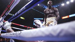 Wilder knokautoval Ortiza a zostáva nezdolaný. Zmení to Fury?