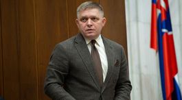 Fico v parlamente presadil odloženie desiatok návrhov. Opozícia hovorí o pošliapaní jej práv