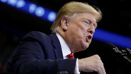 Trump ohlásil po útokoch ďalšie sankcie voči Iránu