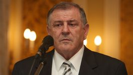 Slovenská liga pôjde do volieb na čele s Mečiarom