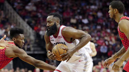 Nezastaviteľný Harden. V prvej štvrtine strelil 22 bodov