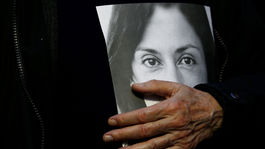 EÚ varovala Maltu pred "politickými zásahmi" do vyšetrovania vraždy novinárky