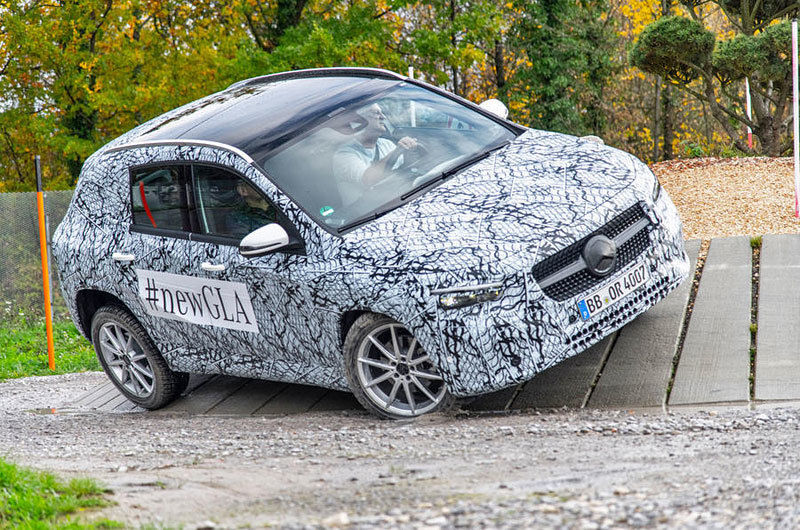 Druhá generácia crossoveru GLA bude inklinovať...