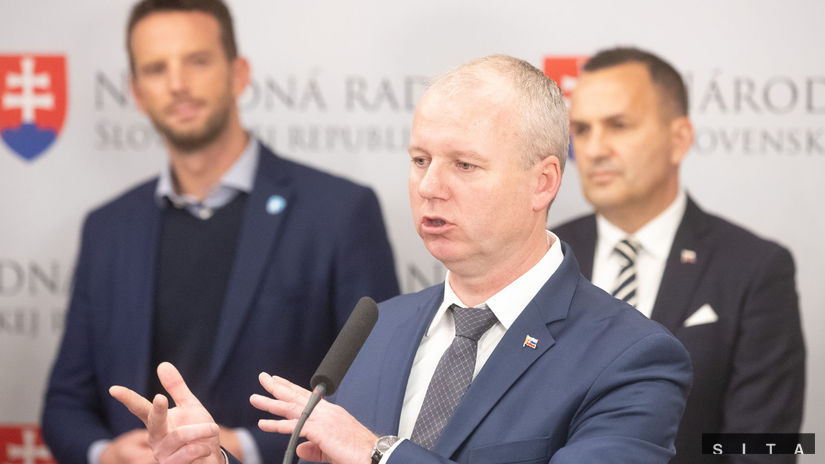 Zľava Richard Lintner, Jozef Gönci a Dušan Titel.