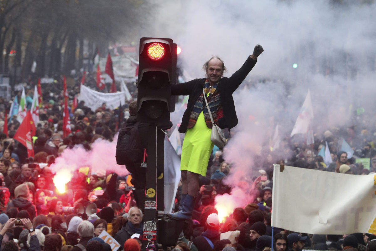 Tisíce ľudí sa zišli na proteste proti...