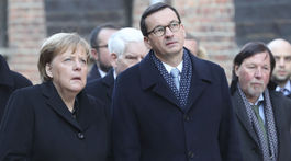  Merkelová v Auschwitzi: Cítim hlbokú hanbu