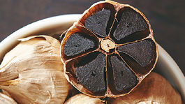 Poznáte čierny cesnak?