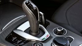 Alfa Romeo-Stelvio-2020-1024-10