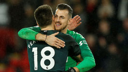 Dúbravka vychytal víťazstvo. Arsenal odvrátil ďalšie zlyhanie 