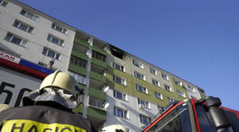 Na Poľnohospodárskej ulici v Bratislave na ôsmom poschodí horel byt